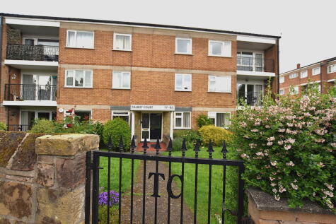 Village Road, Oxton, CH43