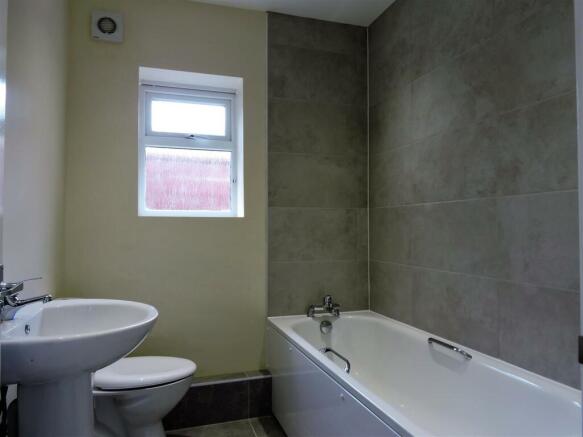 Bathroom.JPG