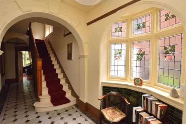 Spacious Entrance Hall