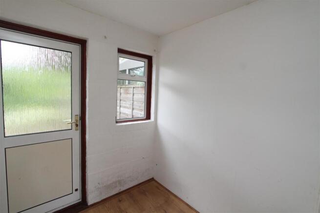 Utility Room.JPG