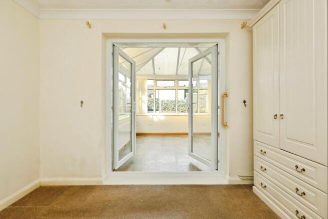 2 bed Bungalow for sale Image 9