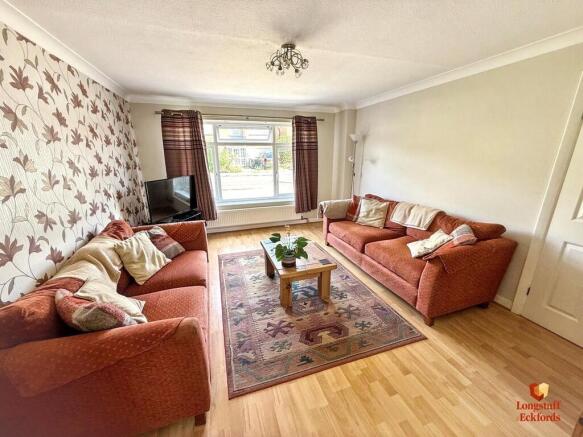 Lounge 1