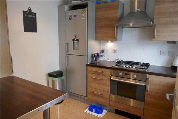 KITCHEN (Front):