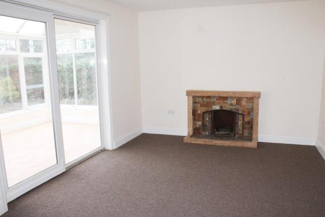 Lounge (Main)