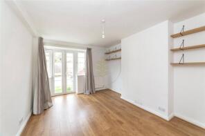 13, Beech Lawns, North Finchley, London N12 9PP