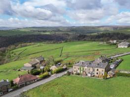 5, Wilcroft Terrace, Keighley Road, Pecket Well, Hebden Bridge HX7 8QZ