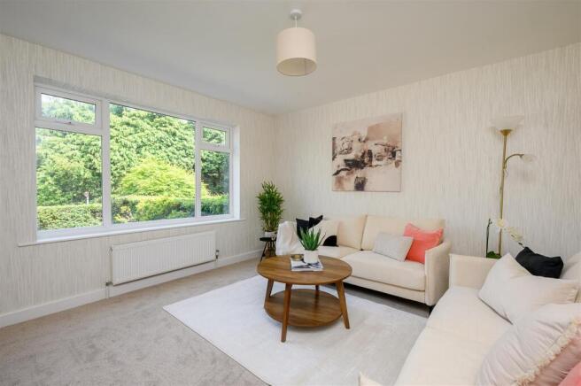 4 bed Semi-Detached for sale Image 8