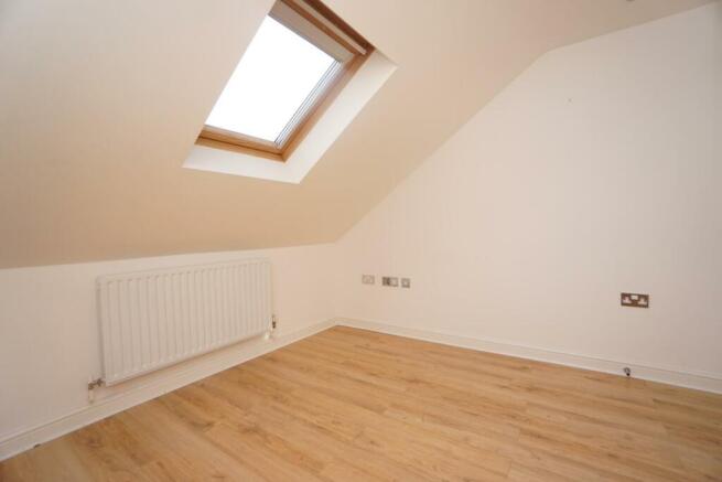 Bedroom 1.JPG