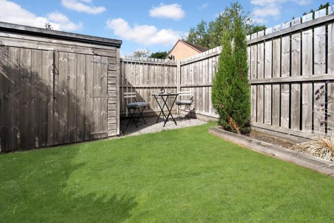 2 bed House for sale Image 11