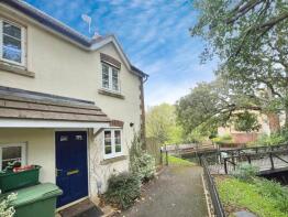 18, Castle Stream Court, Dursley GL11 5GN
