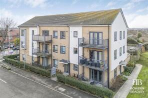 Flat 9, Albert House, Reservoir Way, Hainault, Ilford IG6 3FE