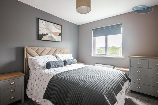 4 bed Detached for sale Image 7