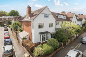 33, Thornton Hill, Exeter EX4 4NR