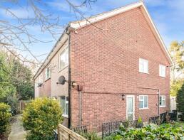 342d, Bury Street West, London N9 9LA