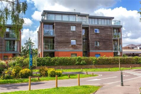 Meadow Road, Henley-on-Thames, Oxfordshire, RG9