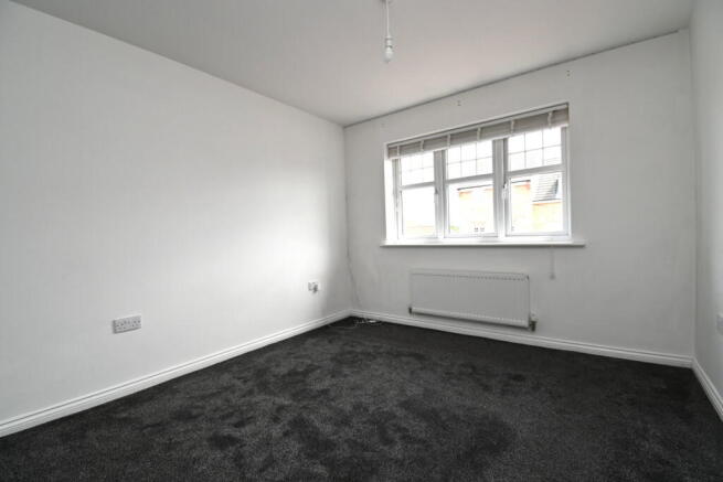 4 bed Detached for sale Image 12