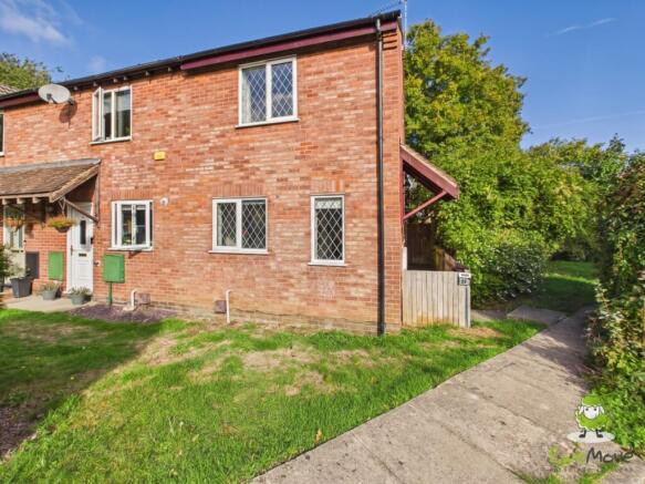 EweMove Estate Agents Basingstoke - Blackberry Wal