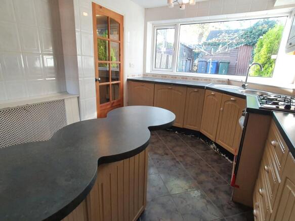 2 bed House to rent Image 4
