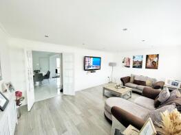 9, Spruce Road, Reading RG5 4BB