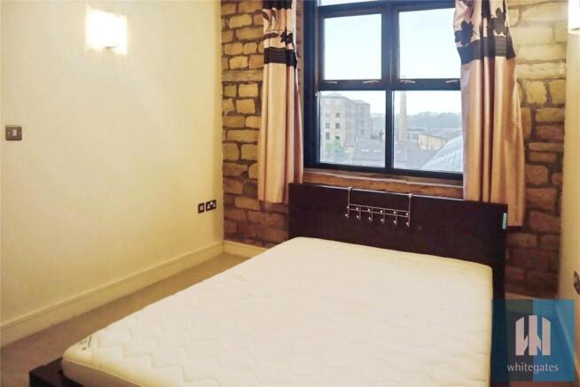 2 bed Apartment to rent Image 4