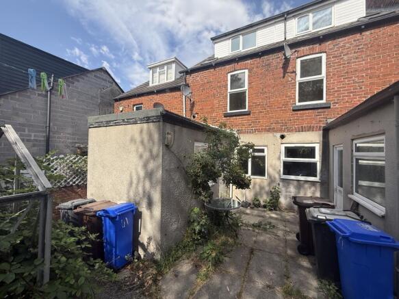 3 bed Terraced for sale Image 2