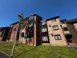 11, Rena Hobson Court, Tiverton EX16 4QA
