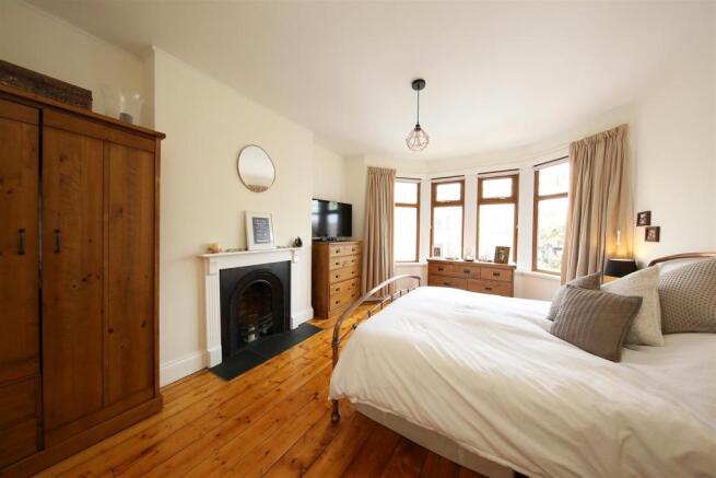 14 Blenheim Rd 2920.JPG
