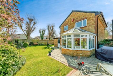 Chepstow Close, Crawley