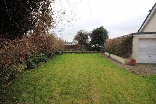 side garden/plot?