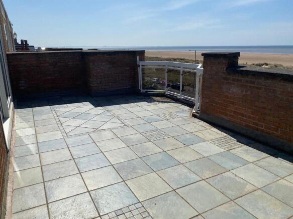 SUN TERRACE