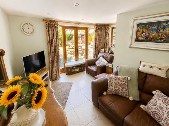 Sitting Room.JPEG
