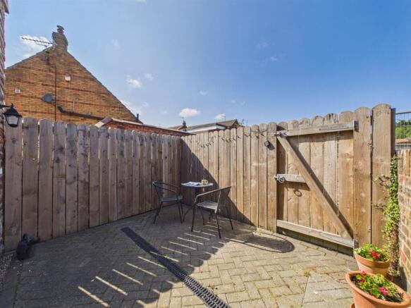 2 bed End of Terrace for sale Image 10