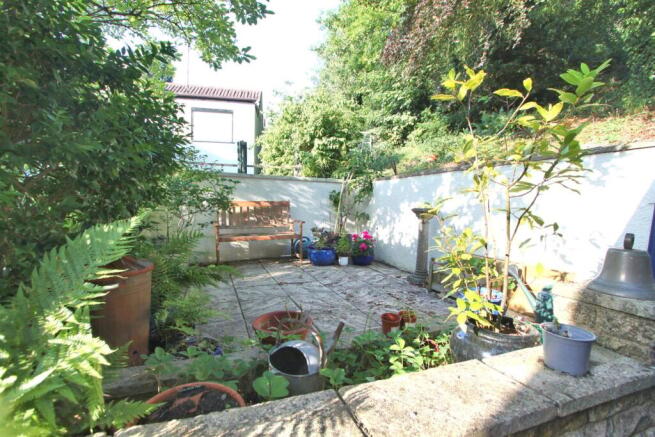 Photo 3