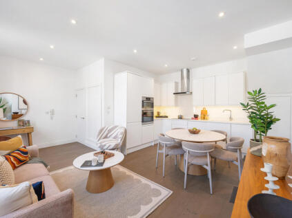 Hetley Road, London, W12