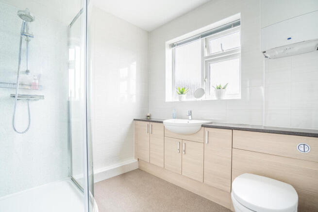 2 bed Apartment for sale Image 8
