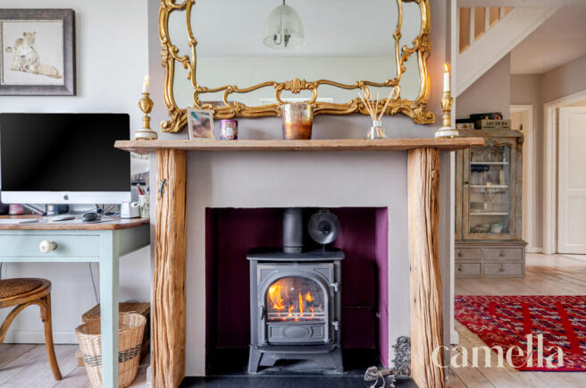 OPEN PLAN KITCHEN, DINING & LIVING ROOM