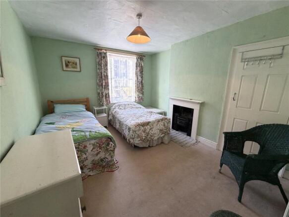 2 bed Terraced for sale Image 8