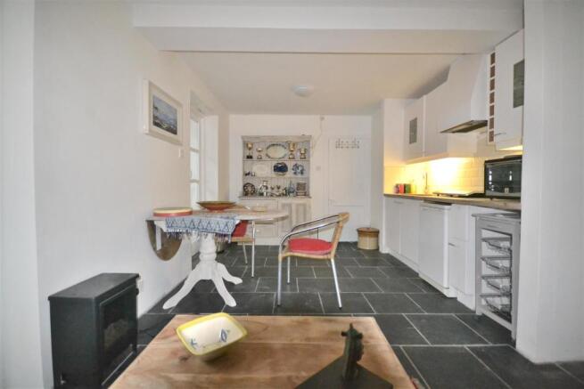Living/Kitchenette - Annexe