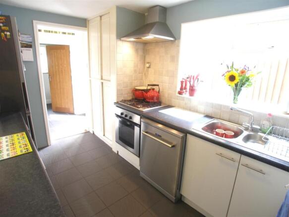 Fitted Kitchen