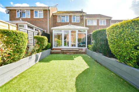 Beales Farm Road, Lambourn, Hungerford, RG17