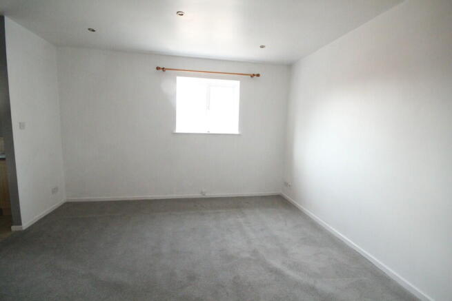 Victoria Road, Shotton, Deeside photo 4