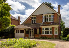 24, Raglan Road, Reigate RH2 0DP