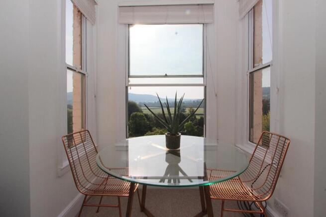 FFF, 172 London Road West - Dining area with views