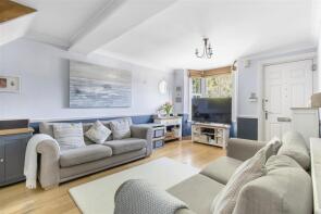 71, Avenue Road, London N14 4DD