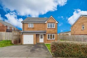 39, Sinclair Place, Law, Carluke ML8 5FS