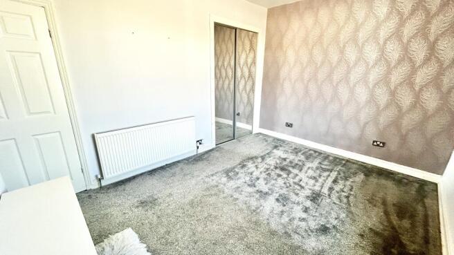 Bedroom One Pic1
