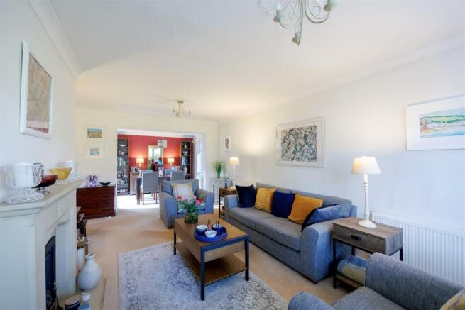 Lounge 1.1 STPP7125-Enhanced-NR.jpg