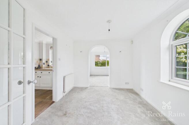 4 bed Detached for sale Image 12