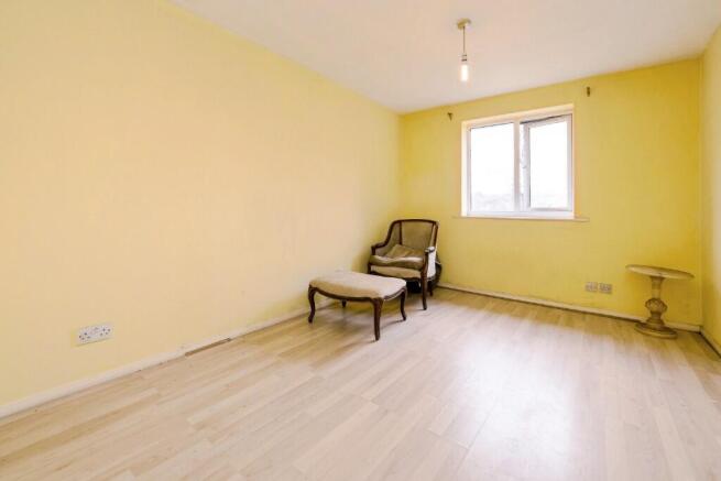 Greenslade Road, Barking, London, IG11 photo 4