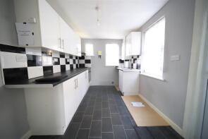 12, Hendon Road, London N9 7AU